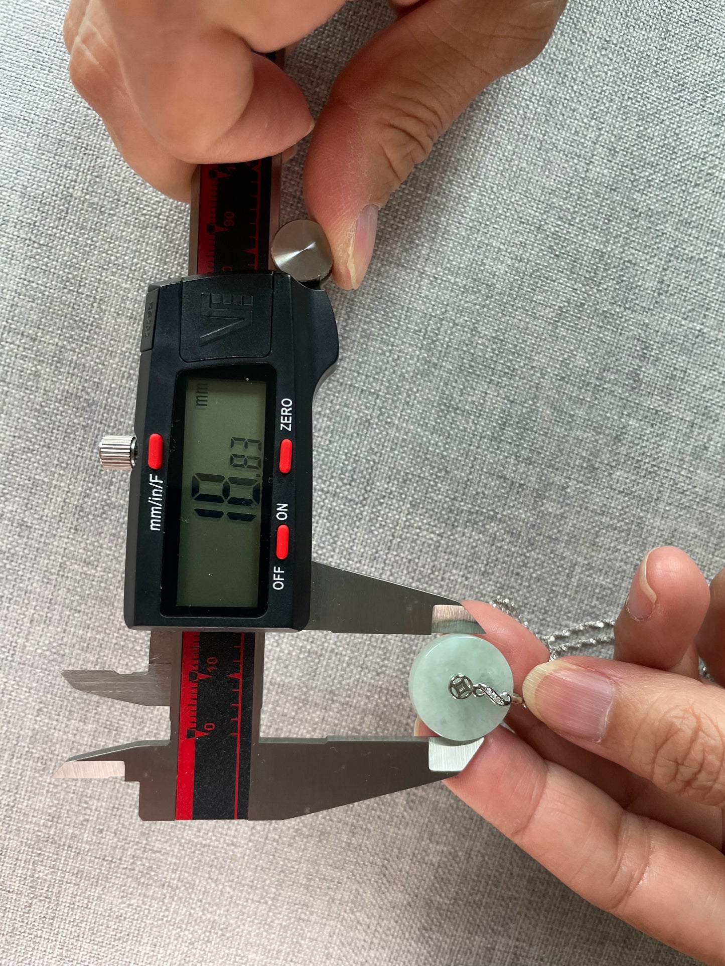 Grade A Natural  green Jadeite Pi Disc pendant silver necklace