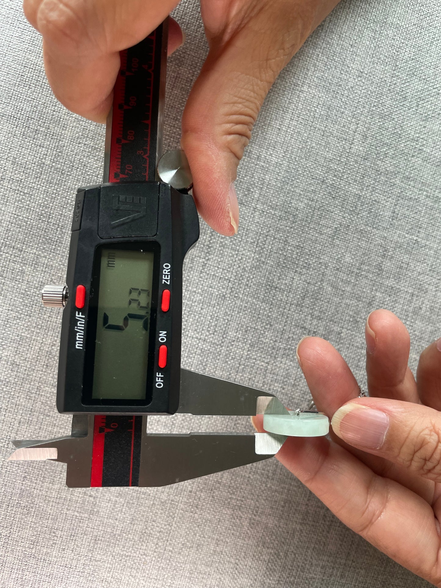 Grade A Natural  green Jadeite Pi Disc pendant silver necklace