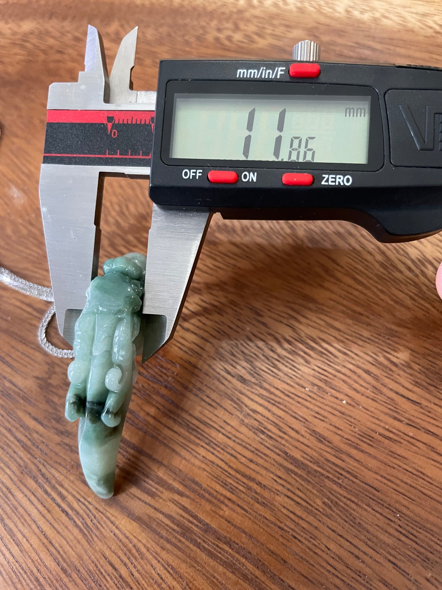 Nature Burma Jadeite Hand curved Dragon Teeth silver necklace