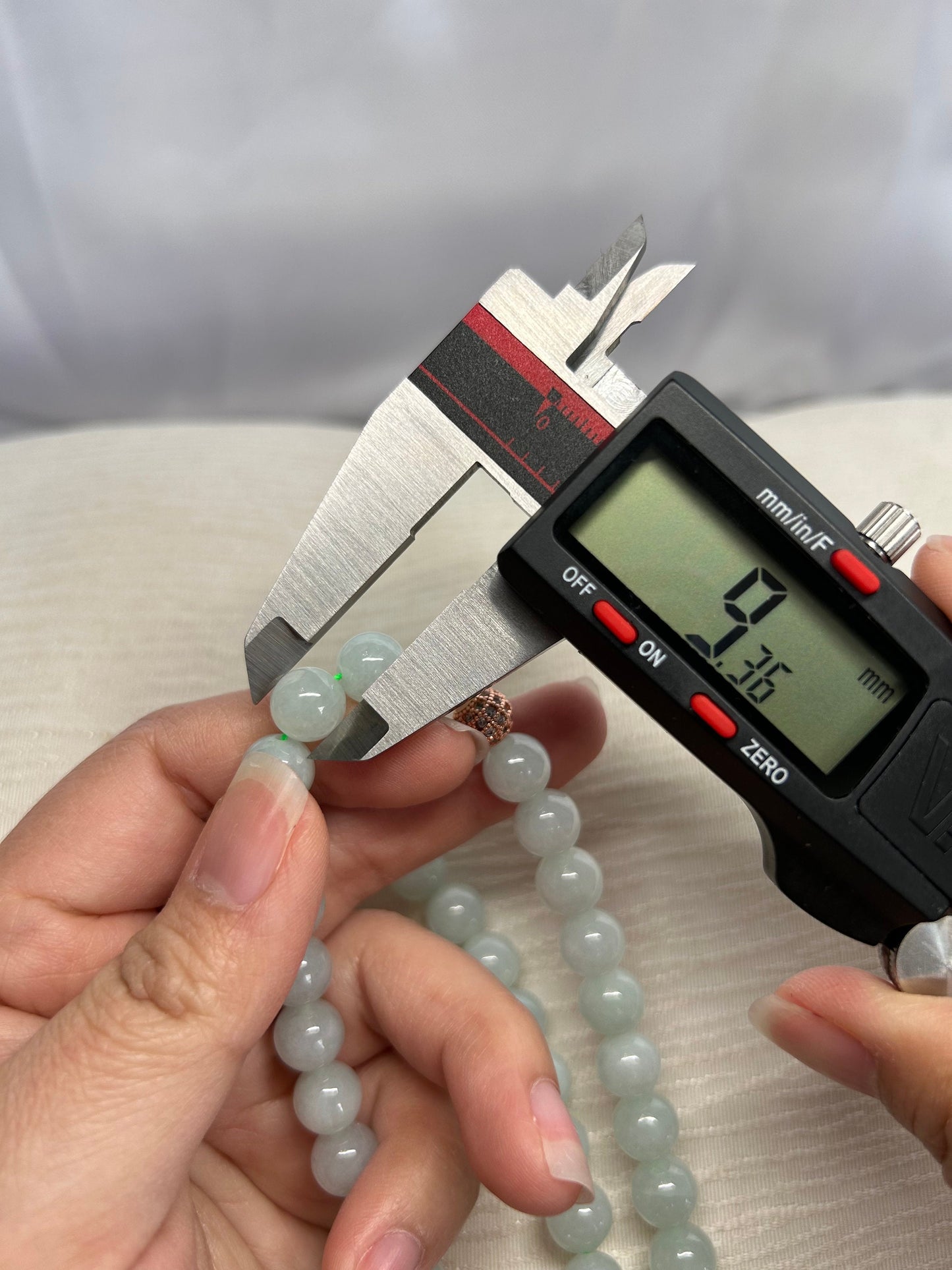 Grade A Natural Medium size Burma Icy Jadeite beads necklace