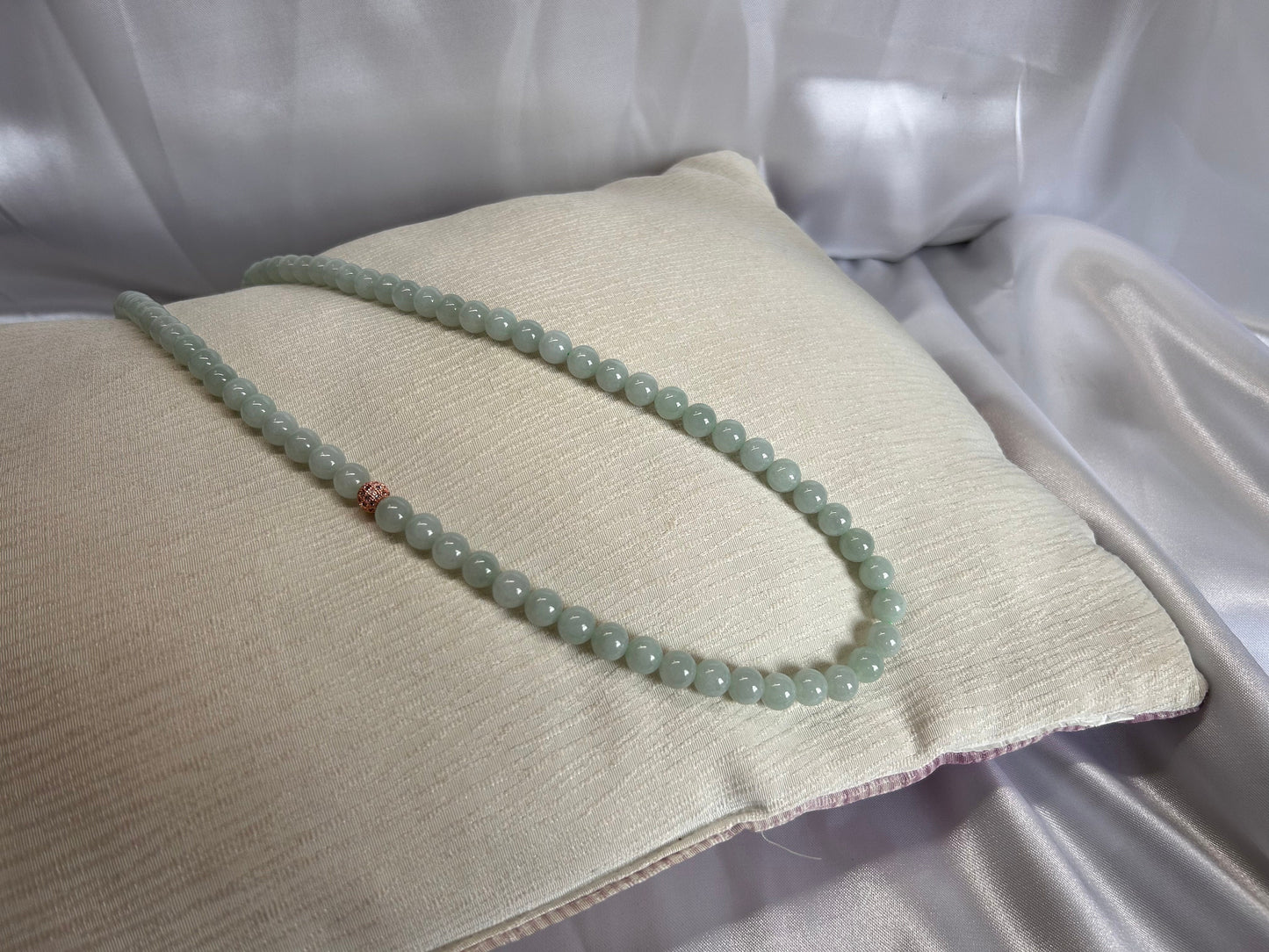 Grade A Natural Medium size Burma Icy Jadeite beads necklace