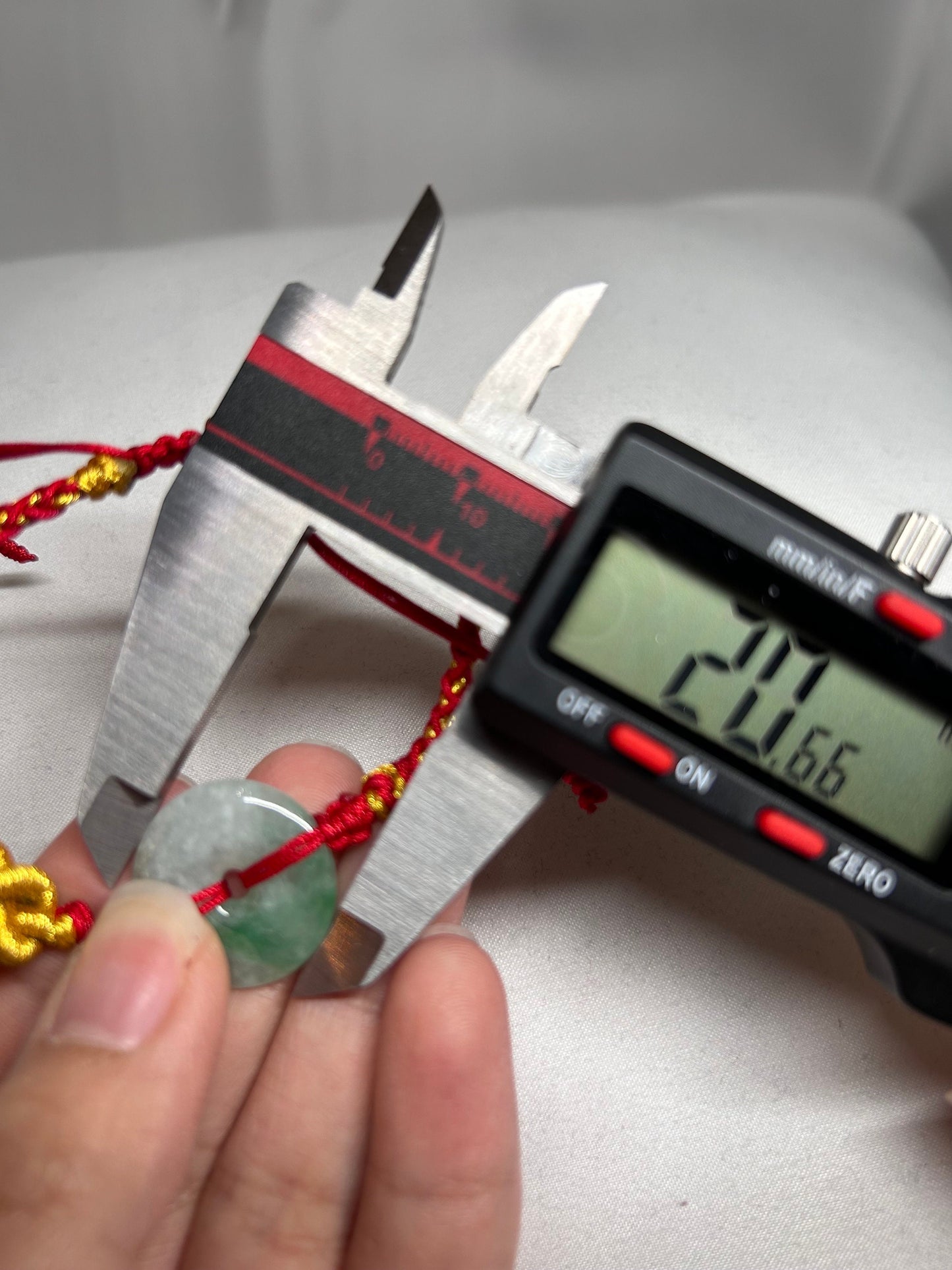 Grade A Natural Burmese Green Jadeite Pi Disc (Donut, pen on kou) adjustable bracelet