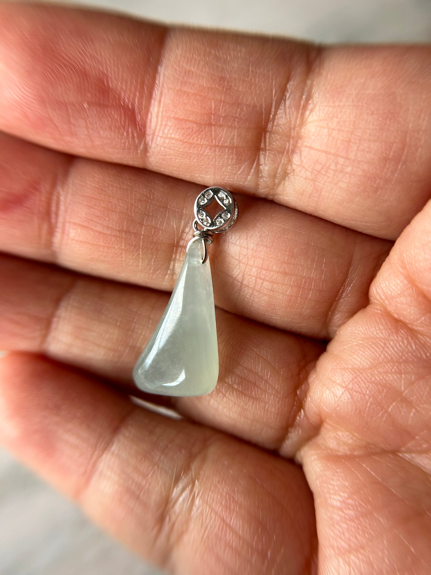 Grade A Natural  Icy Green Trapezoid  sterling silver bails pendant