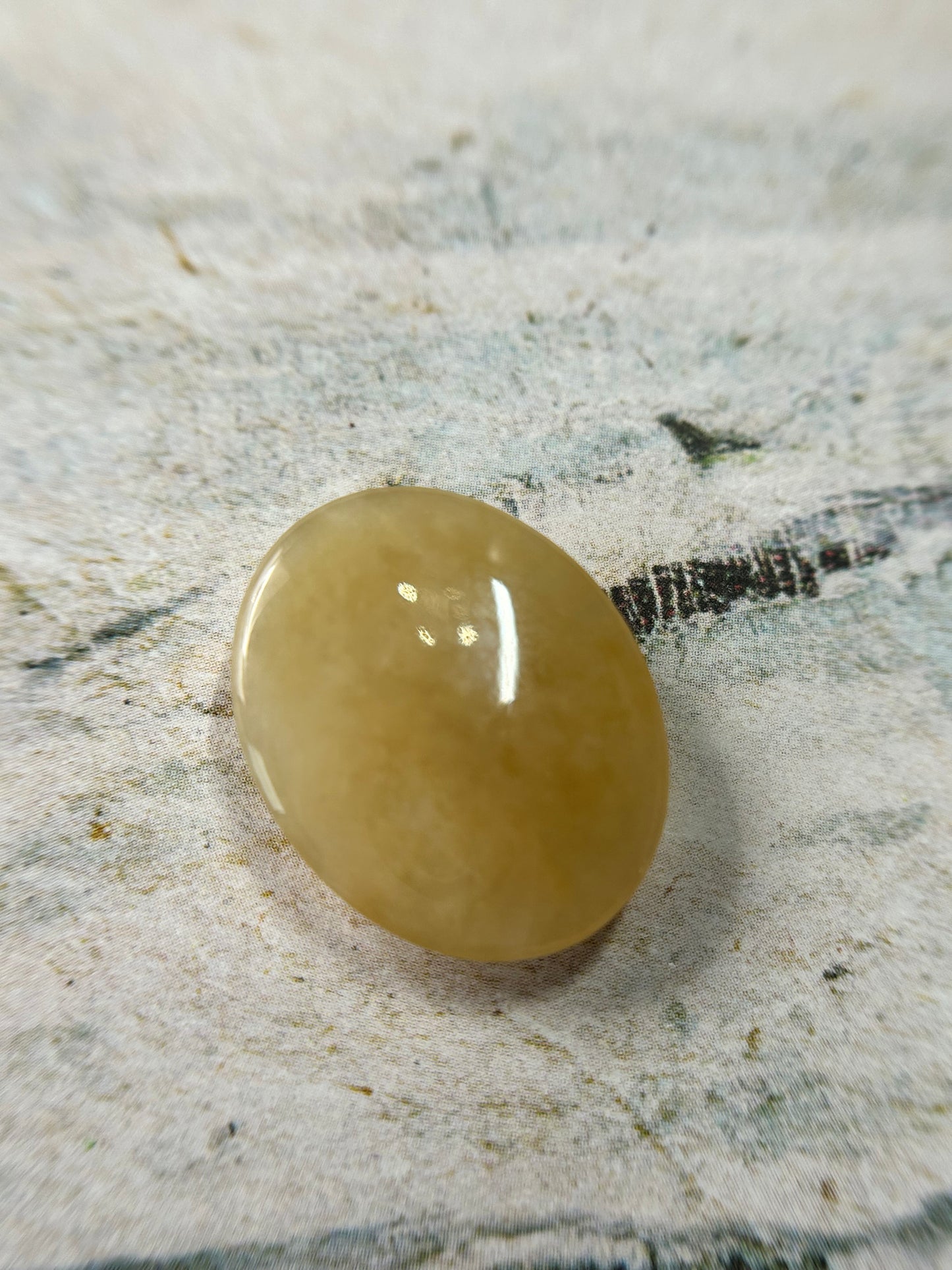 Grade A Natural Icy yellow jadeite loose stone