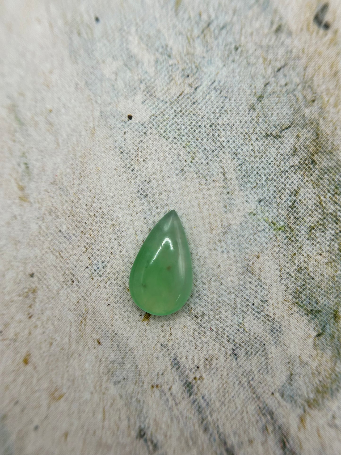 Grade A Natural loose Green Pear shape jadeite stone