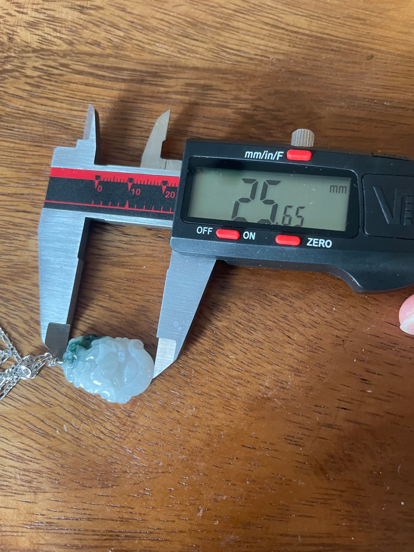 Grade A Burma jadeite Zodiac (Horse) pendant with silver necklace