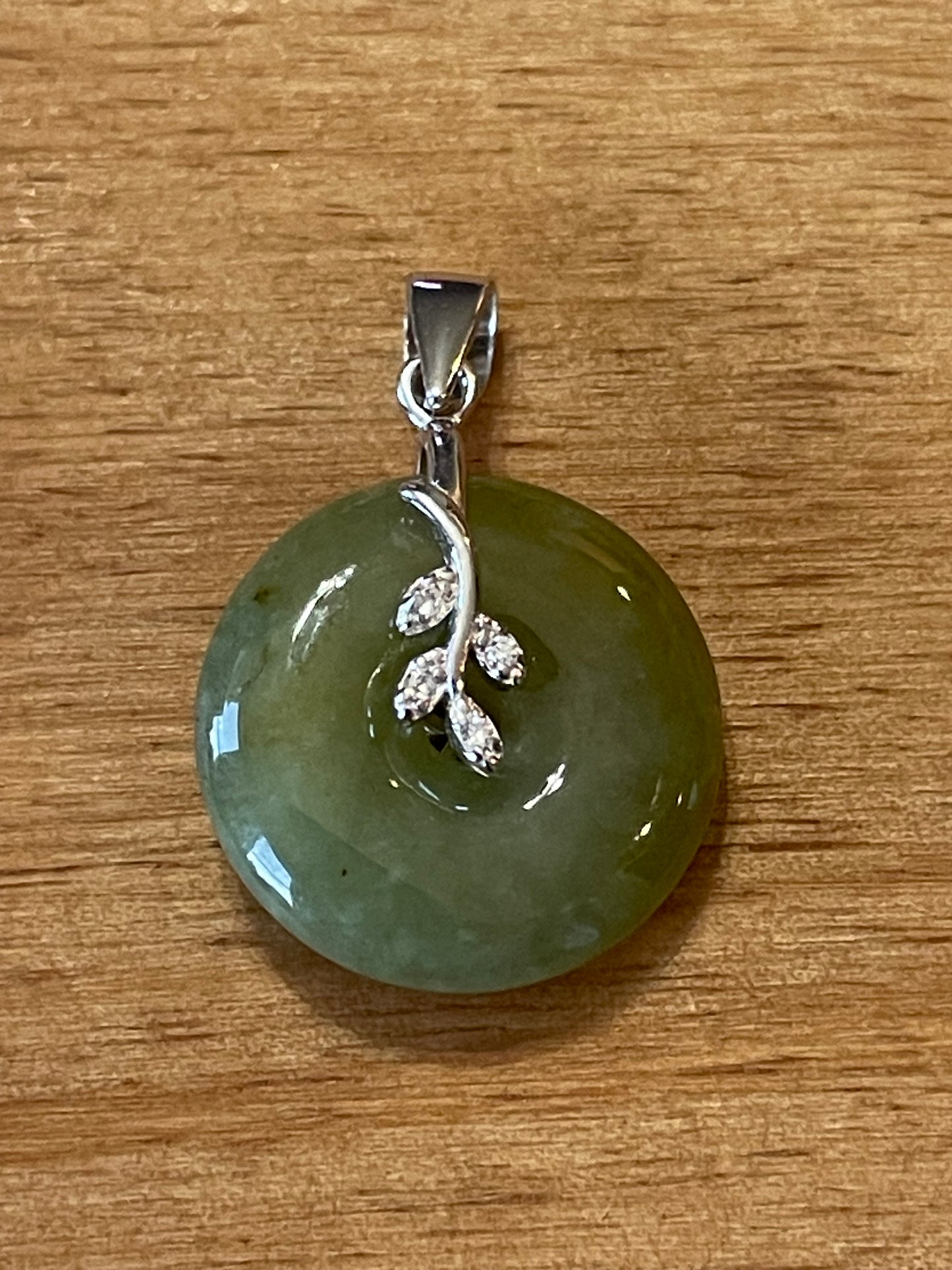 Grade A Natural  green Jadeite Pi Disc pendant silver necklace