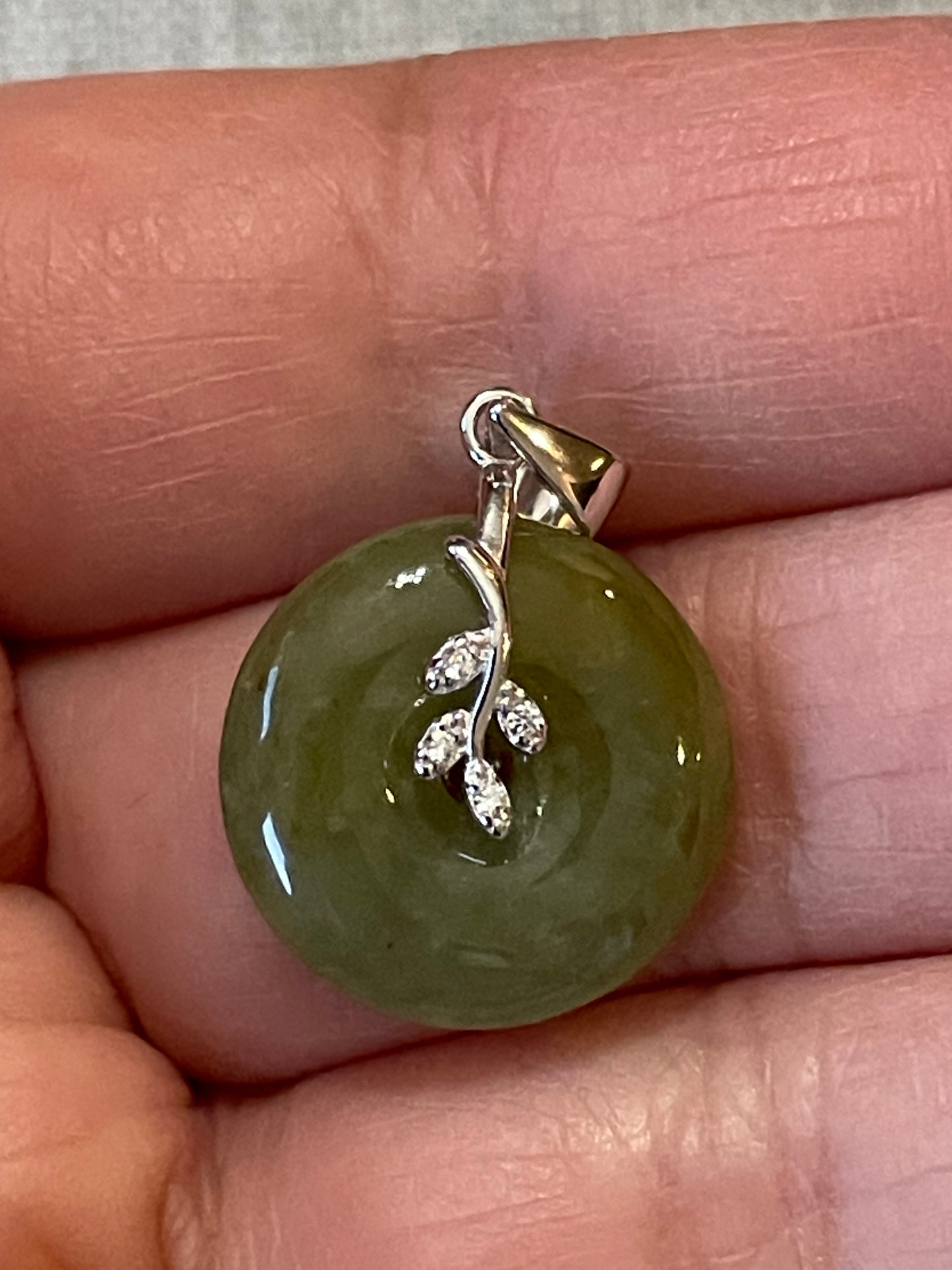 Grade A Natural  green Jadeite Pi Disc pendant silver necklace