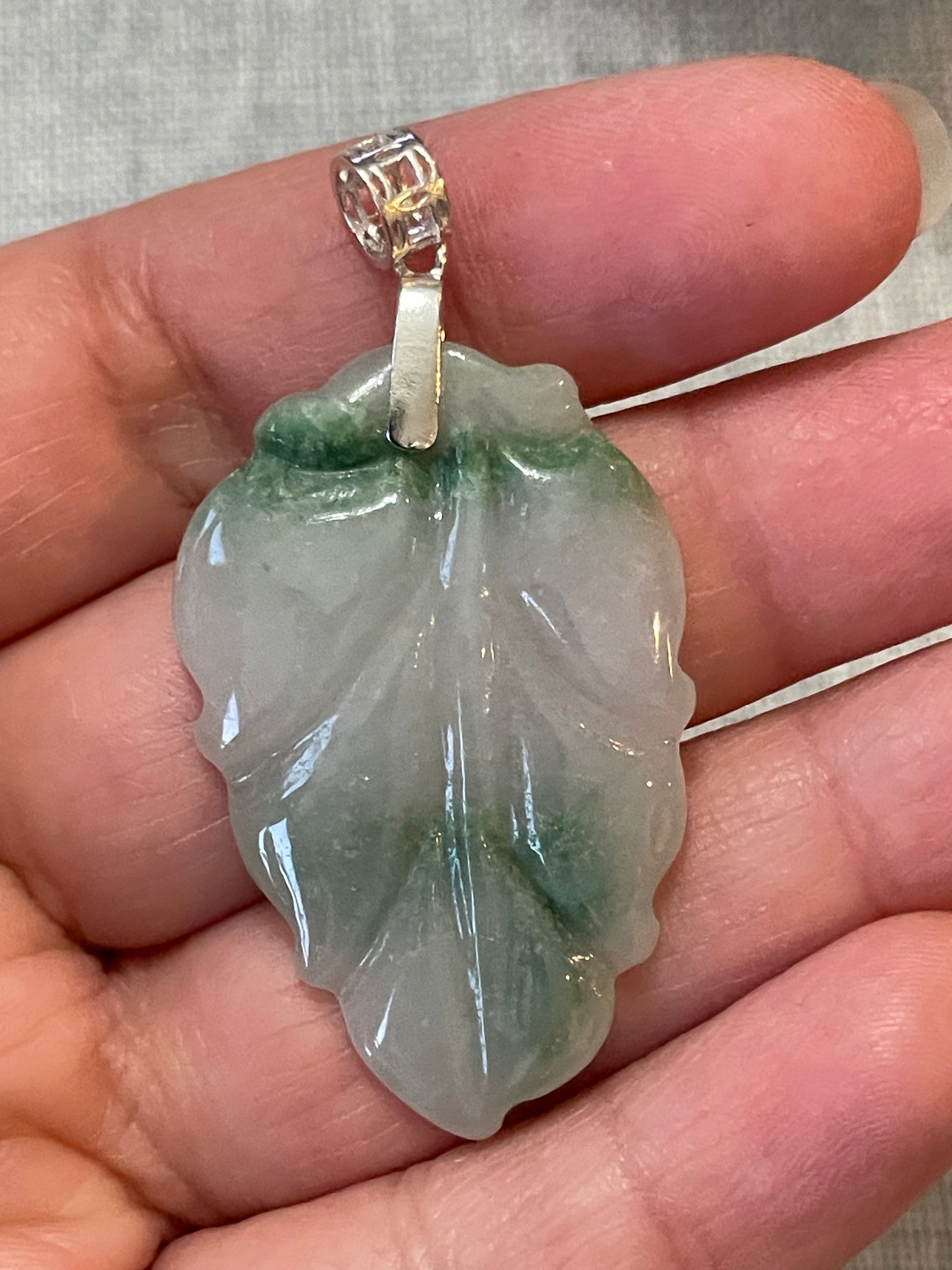 Natural Grade A Burmese Jadeite White Green Leaf Pendant silver Necklace