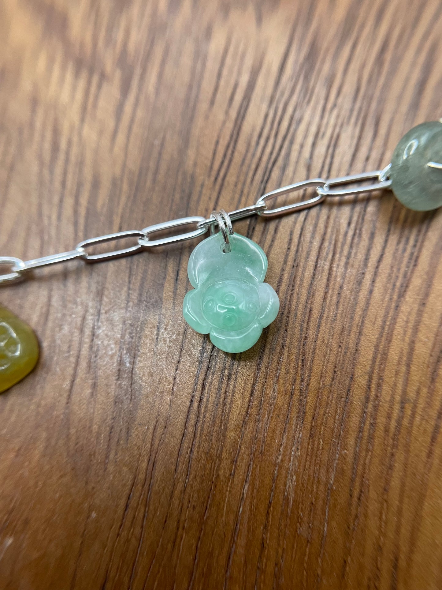 Grade A Natural 5 charms silver bracelet