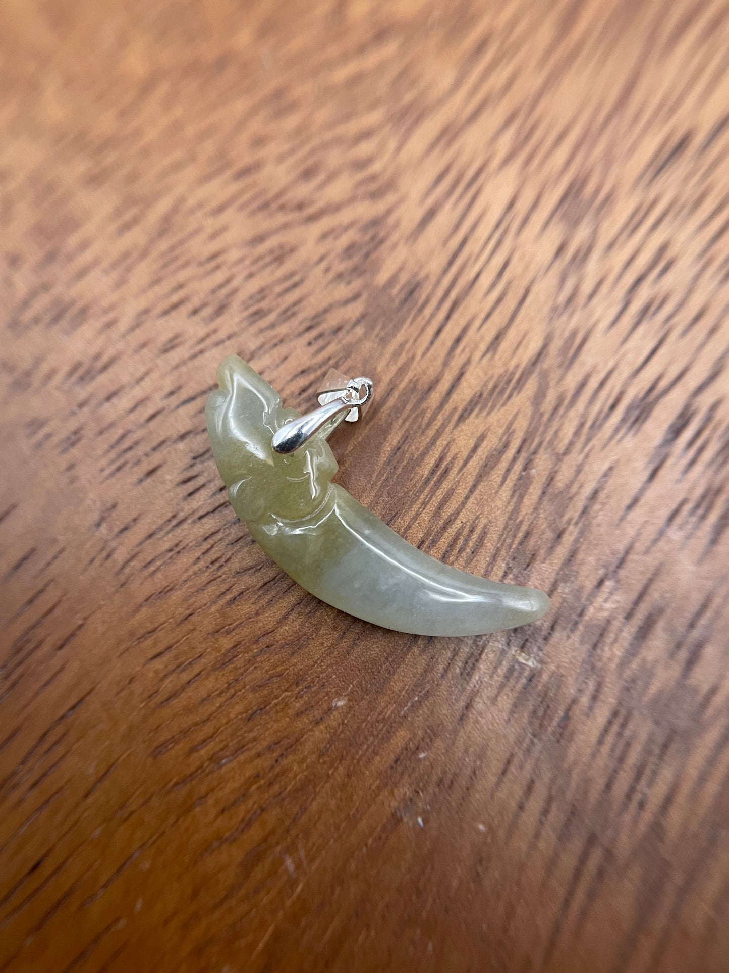 Nature Burma Jadeite Hand curved Yellow Dragon Teeth Sterling Silver necklace