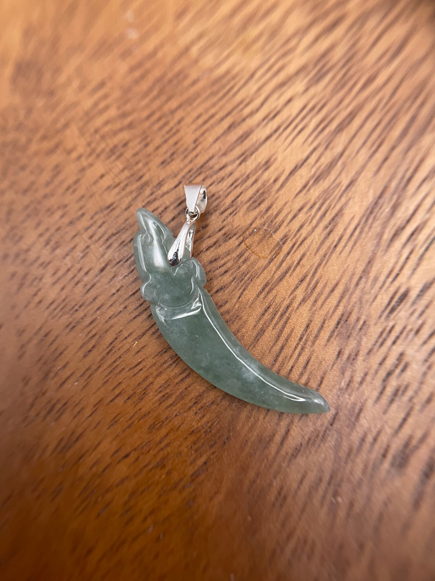 Nature Burma  Green Jadeite Hand curved Dragon Teeth Sterling Silver necklace