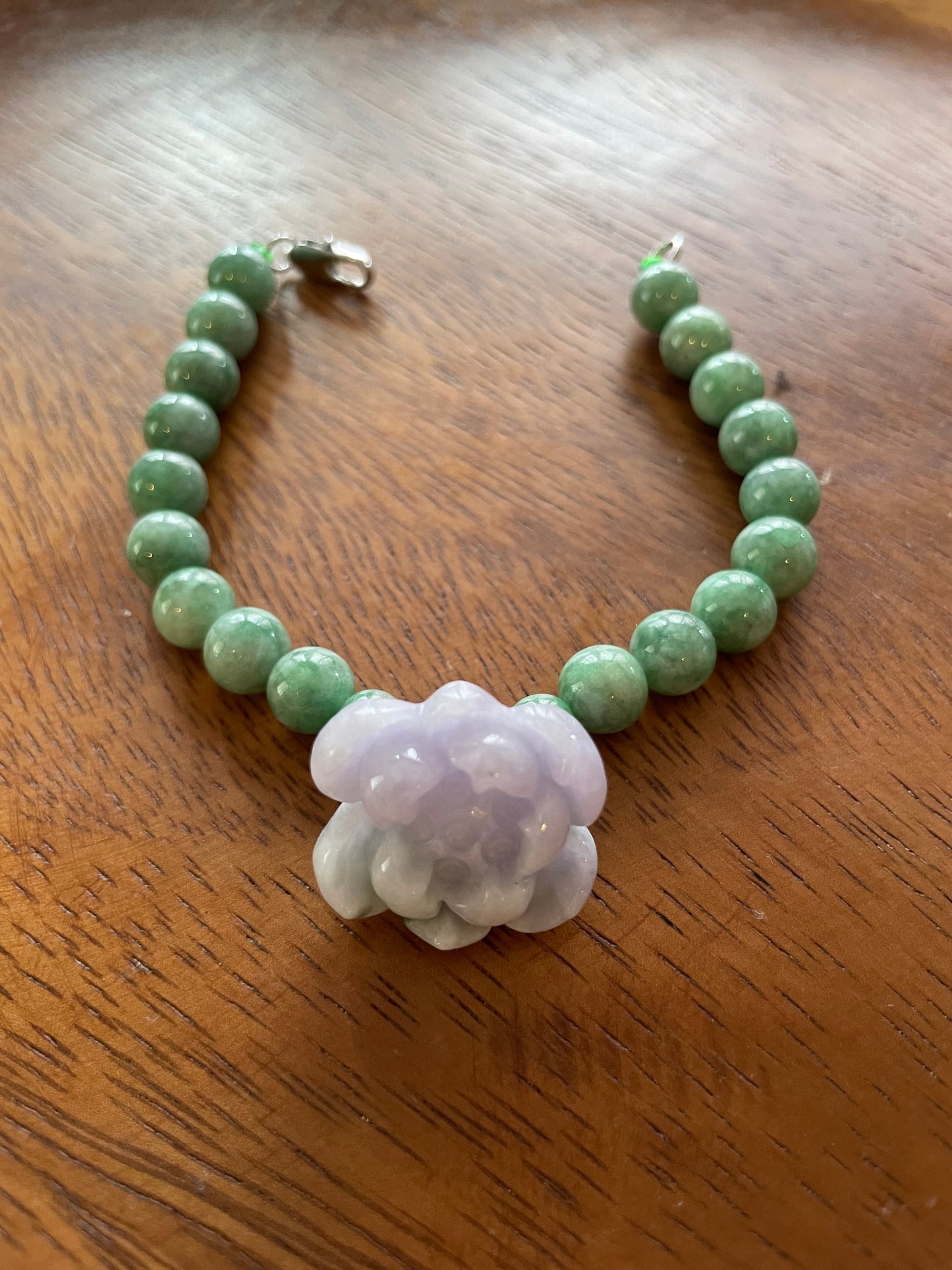Grade A Natural Green Burma Jadeite beads with lavender water lily 7 inches bracelet
