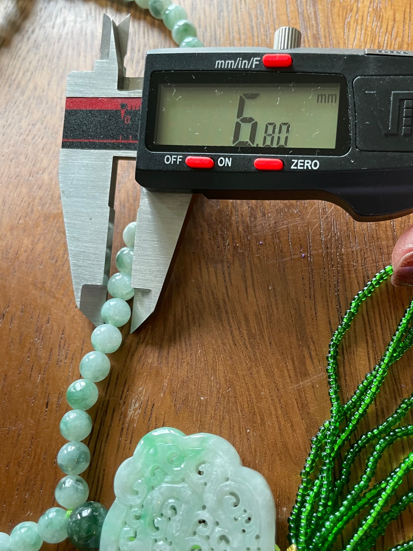 Grade A Natural Burma Jadeite Hand carved Green Yuyi (ruyi) Green Beads Necklace
