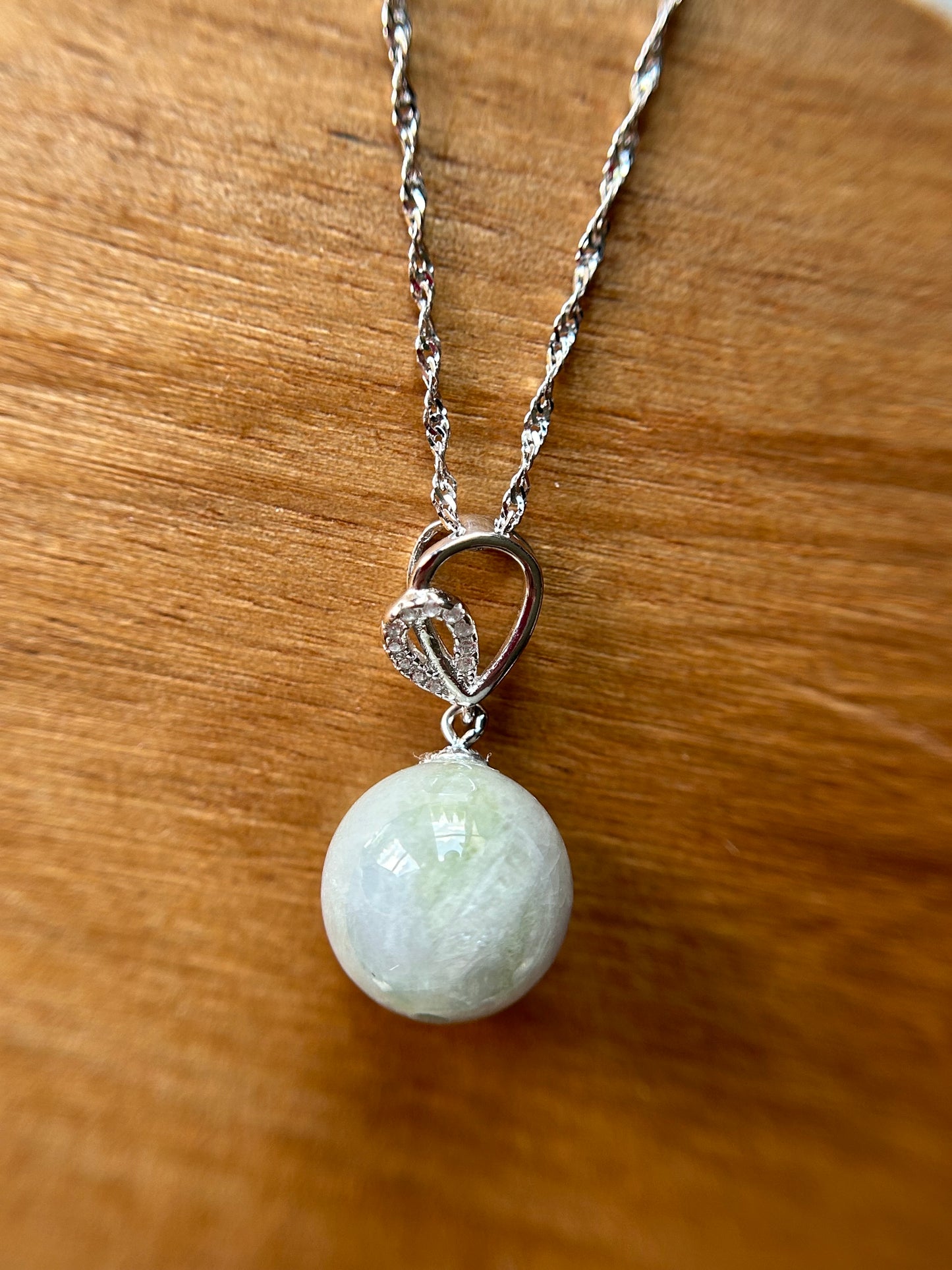 Grade A Natural Burma light  Green  bead Jadeite with  Silver  necklace