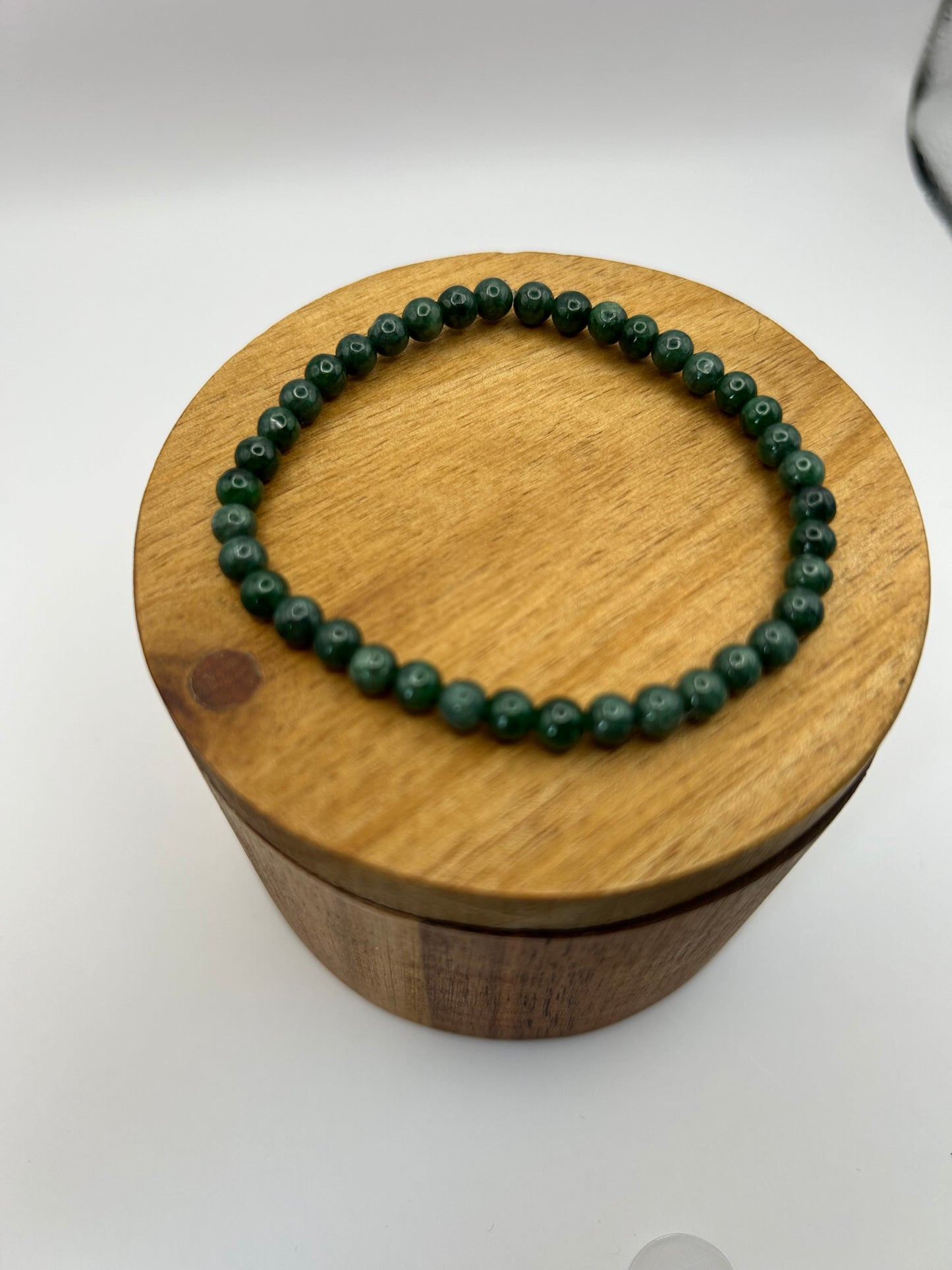 Grade A Natural  Green Burma Jadeite beads elastic bracelet