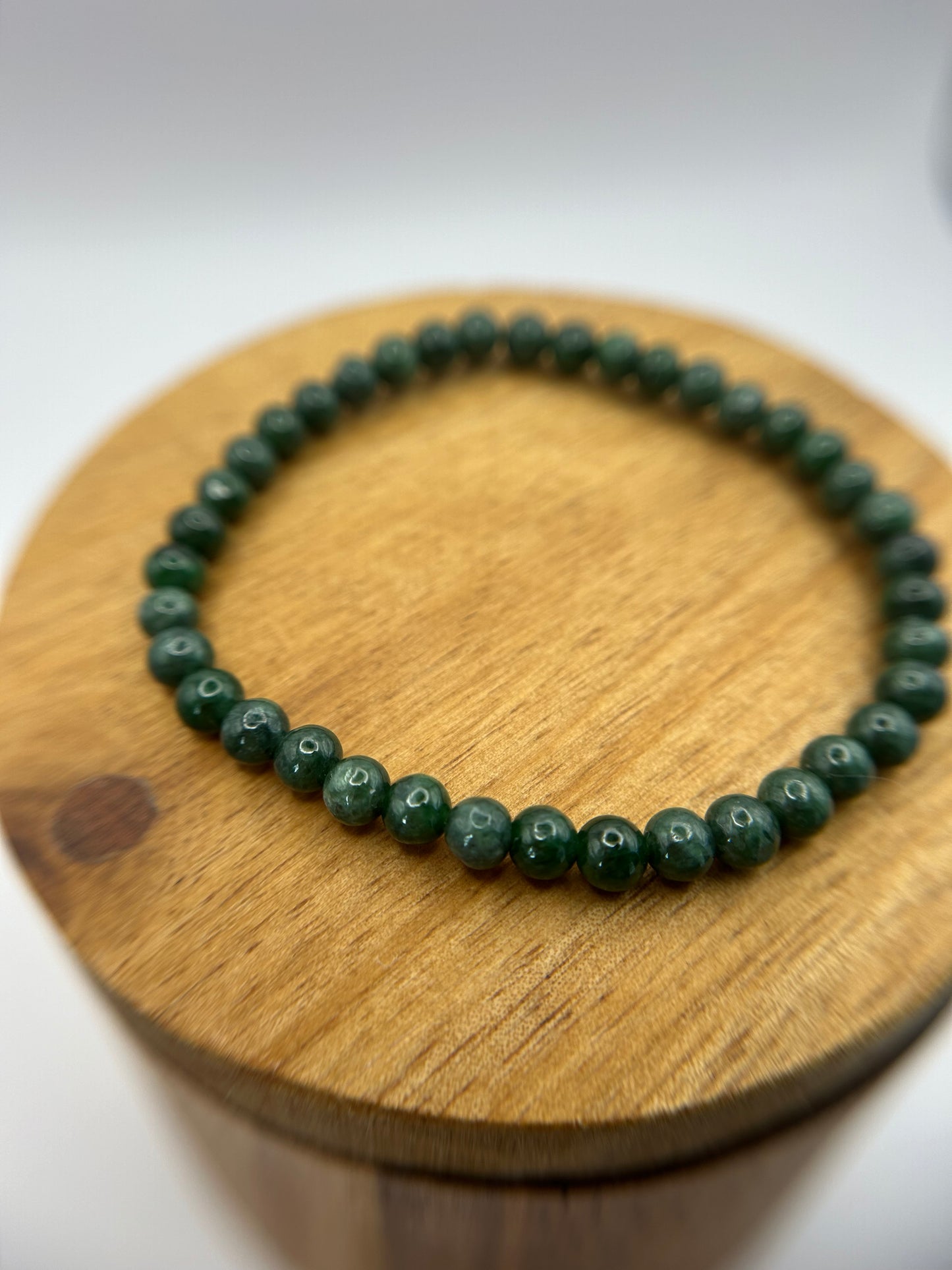 Grade A Natural  Green Burma Jadeite beads elastic bracelet