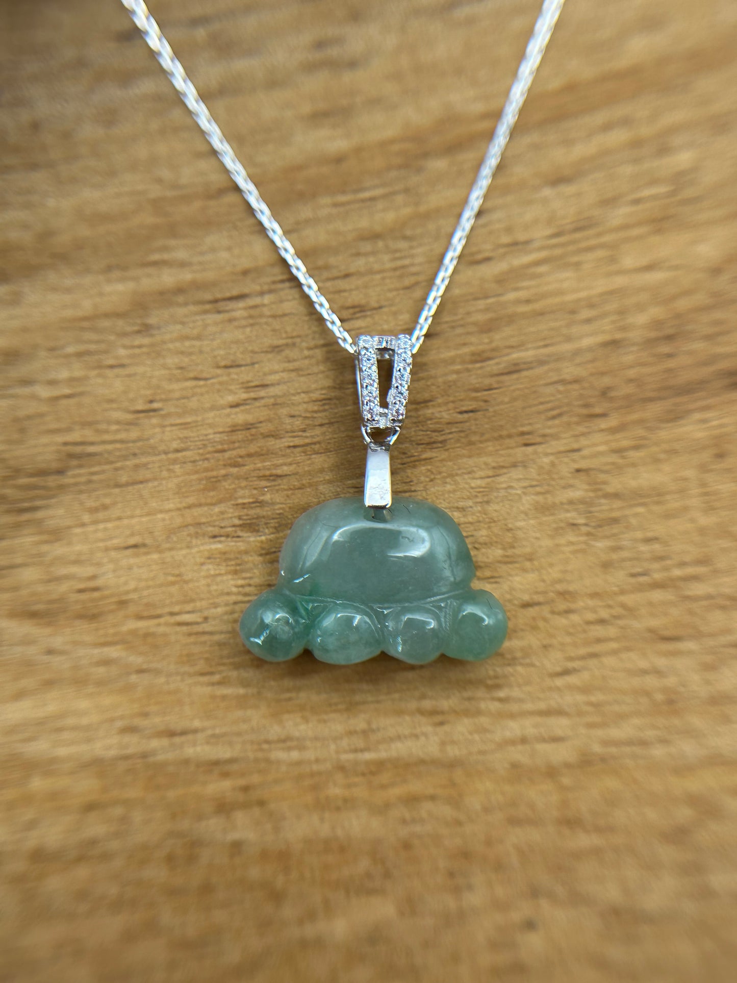 Grade A Natural  green Jadeite Pawn pendant silver necklace