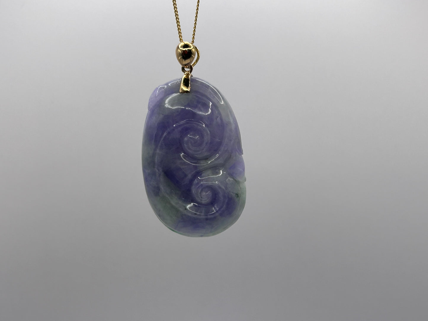 Natural Garde A Burme Jadeite 18K Yellow Gold Bail Lavender and Green Yuyi Pendant