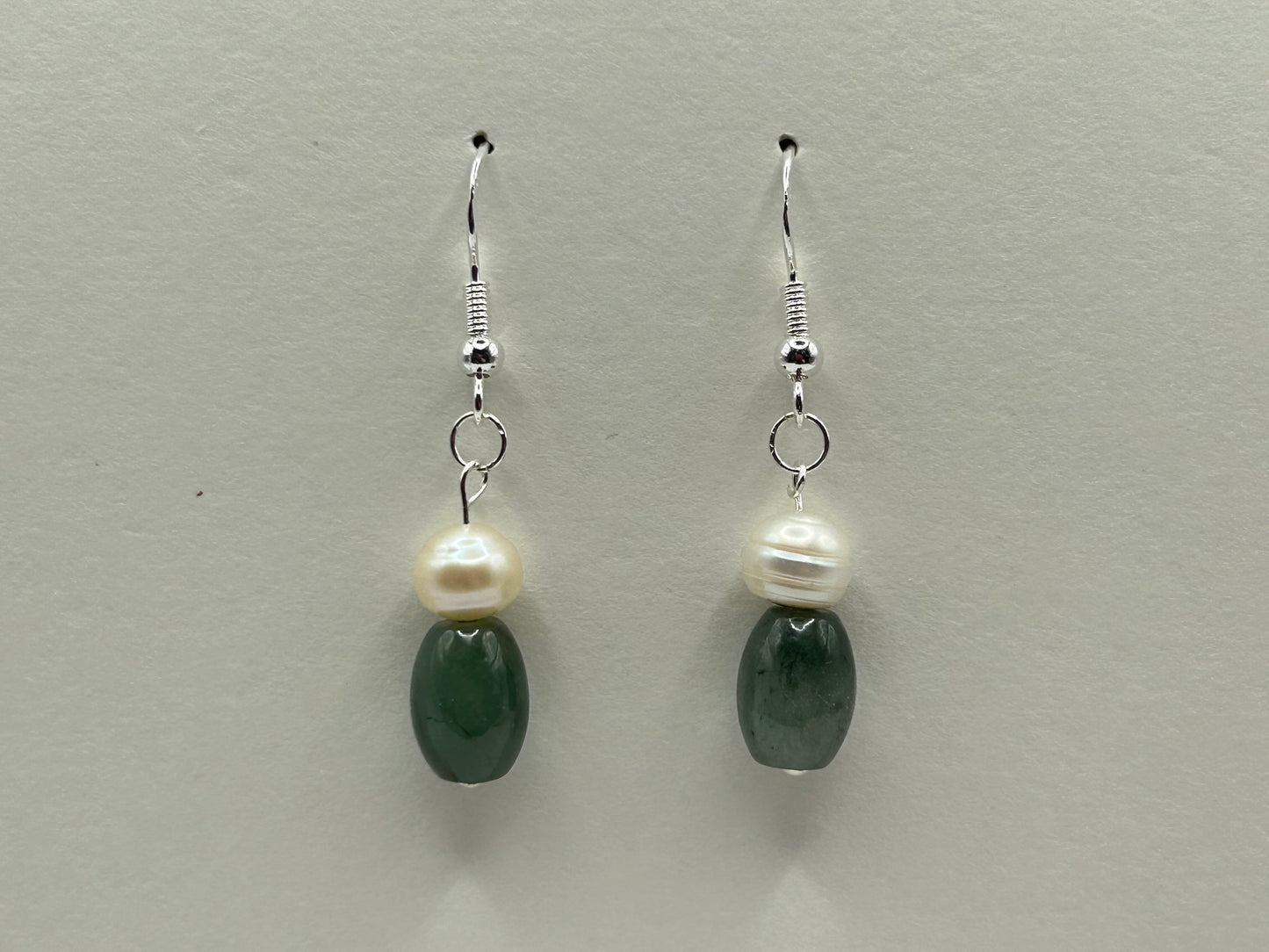 Natural Grade A  Fresh Water Pearl and Green Burmese Jadeite bead  925 silver earring