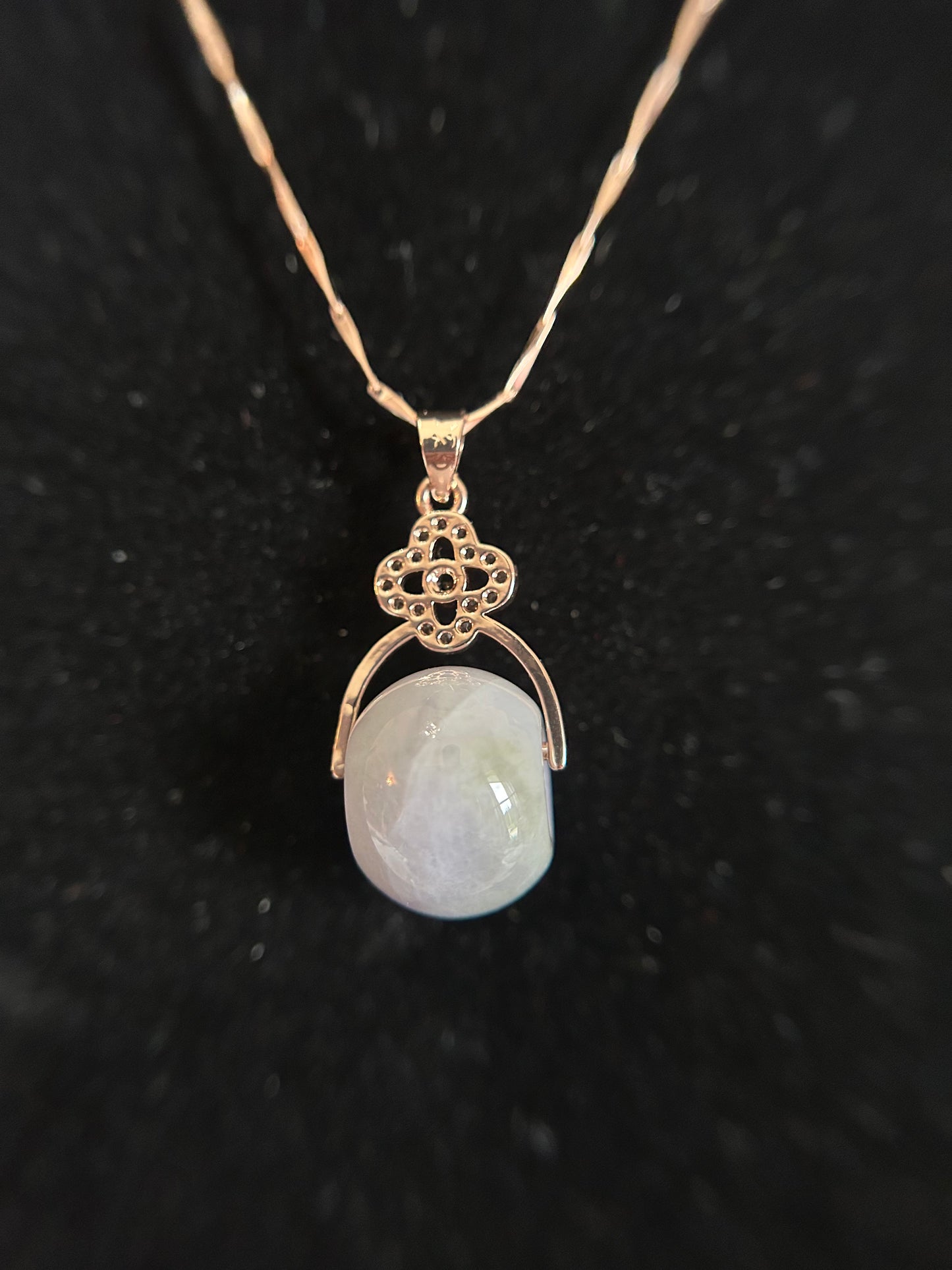 Grade A Natural light lavender luluton (barrel) Burmese jadeite with bow Rose Gold  plated sterling silver pendant