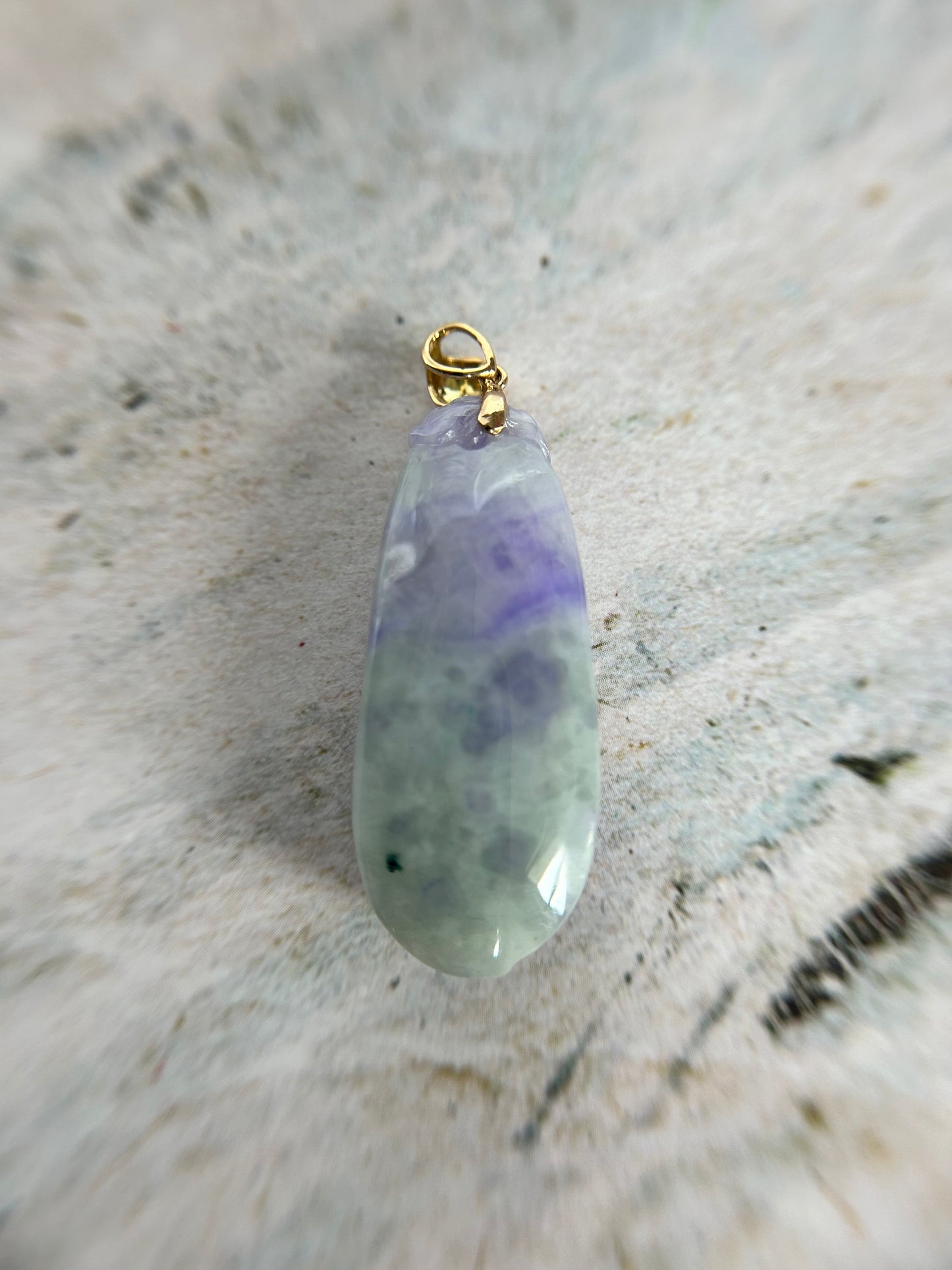 Grade A Natural Burma Icy Lavender, Green Jadeite Fok Gurd pendant with 18K Yellow Gold bail Pendant