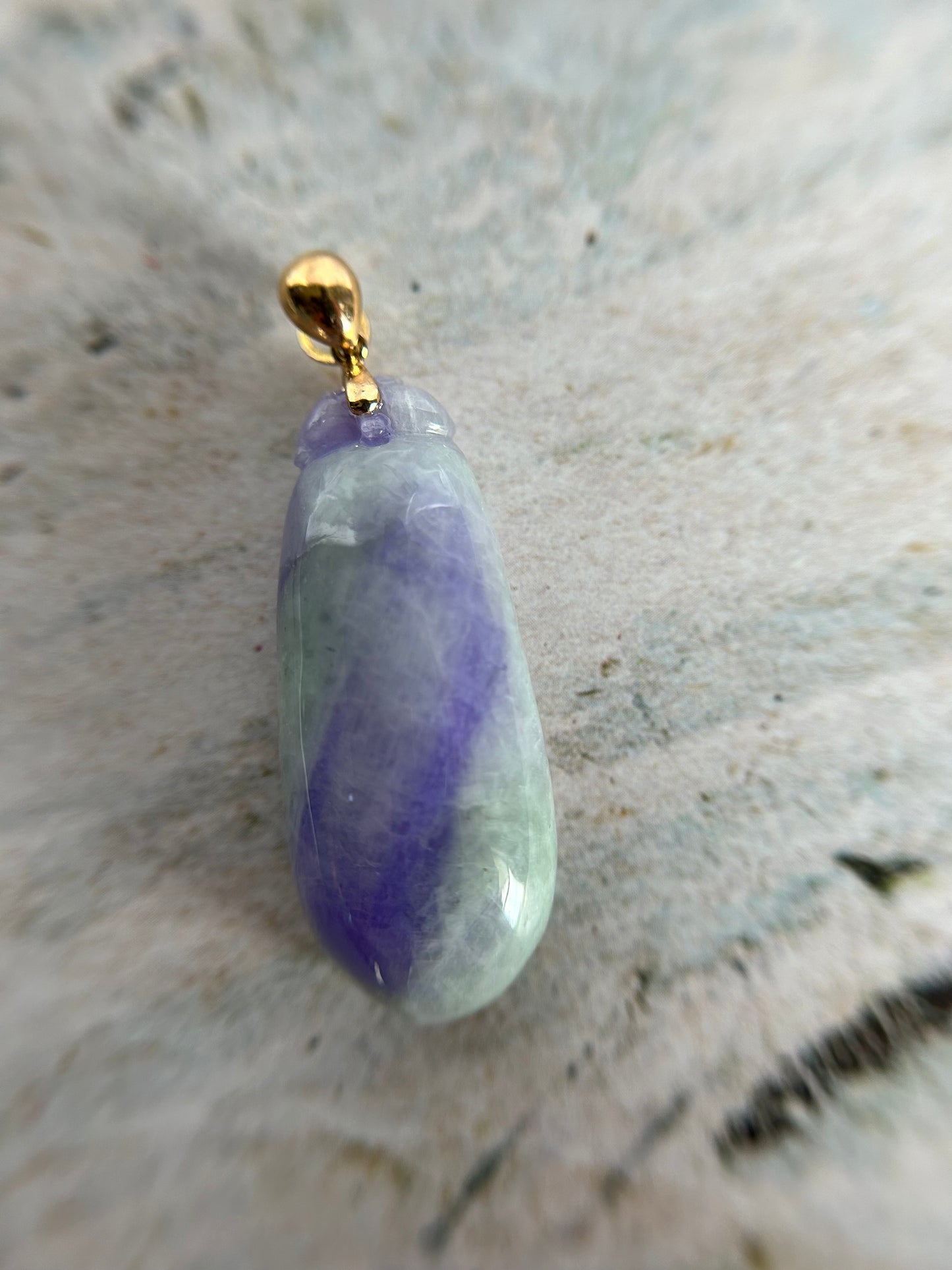 Grade A Natural Burma Icy Lavender, Green Jadeite Fok Gurd pendant with 18K Yellow Gold bail Pendant