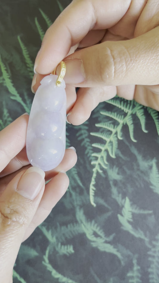 Grade A Natural Burma icy Lavender Pea In a Pod Icy Jadeite Pendant with sterling silver bail